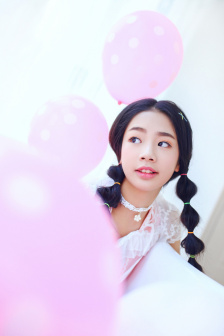 拨开两唇打花蒂戒尺